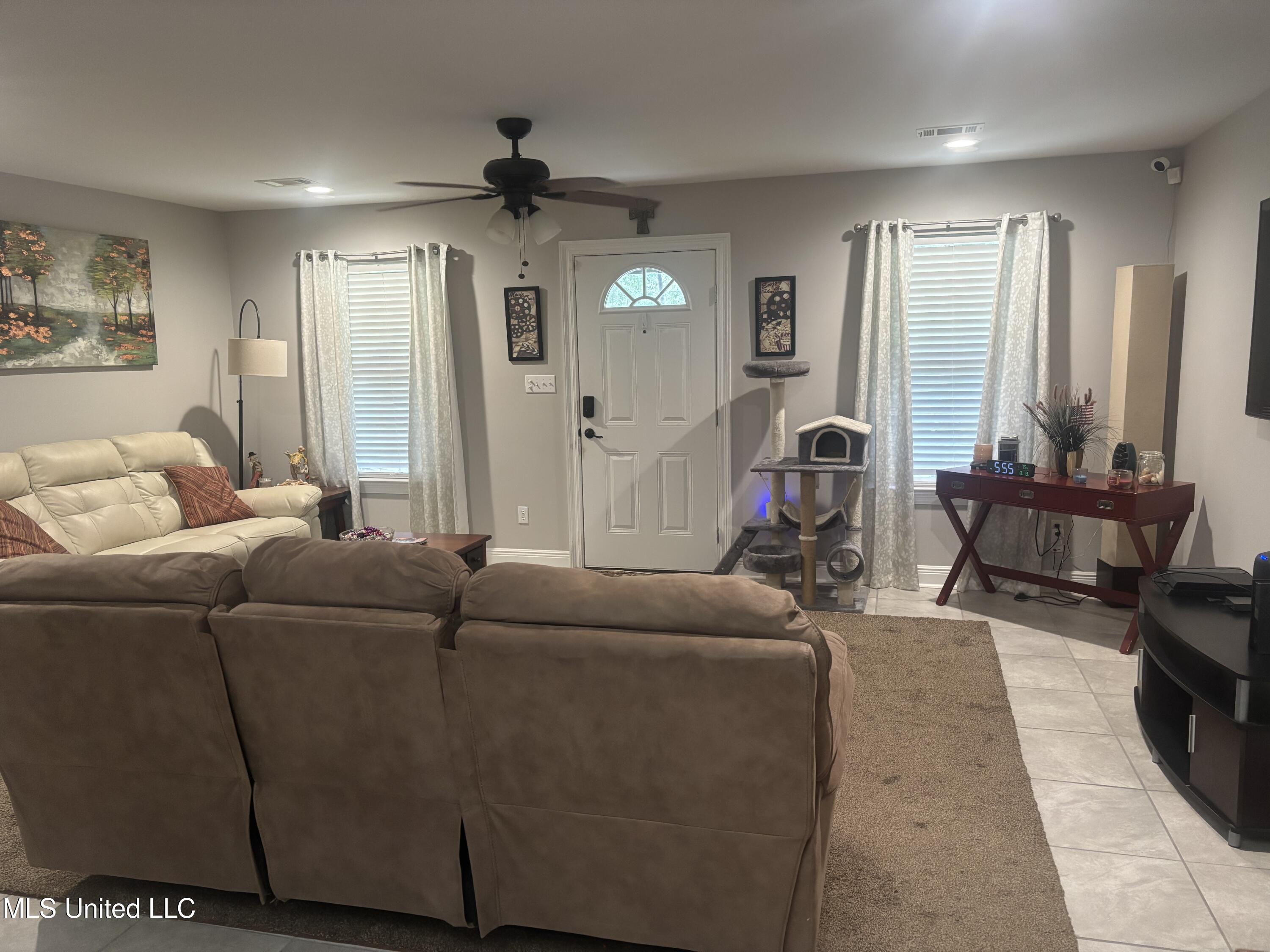 820 Mitchell Street Picayune, MS 39466 - Photo 16 of 25 IMG_7047