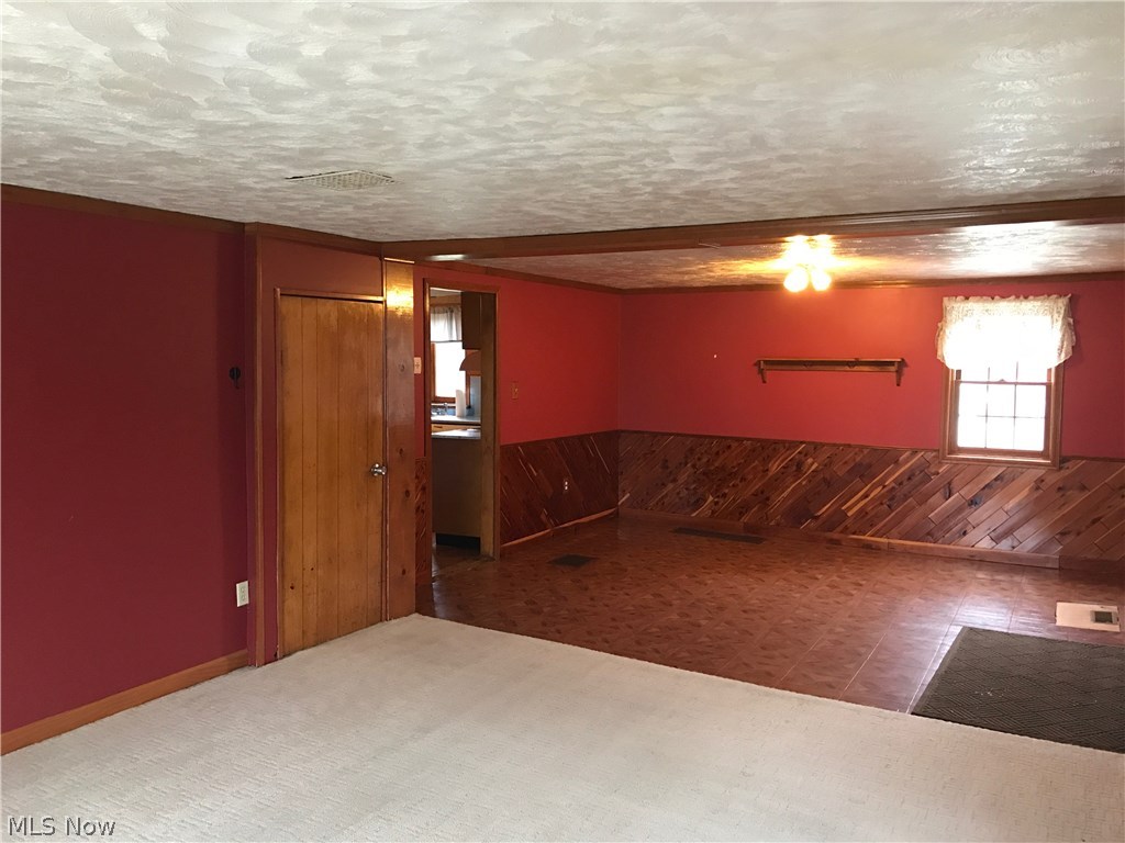 8322 Madison Road Thompson, OH 44086 - Photo 10 of 25