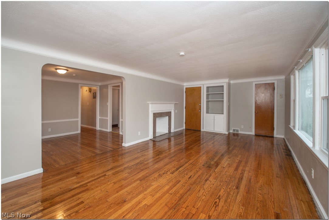 13710 Cedar Road Cleveland, OH 44118 - Photo 25 of 35 Gallery Image 25