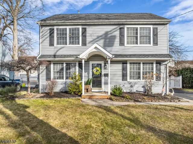 $729,000 | 33 Cornell Drive, Clark, NJ 07066