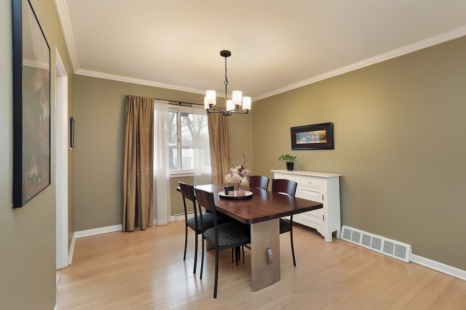 1033 Kenton Road Deerfield, IL 60015 - Photo 5 of 21