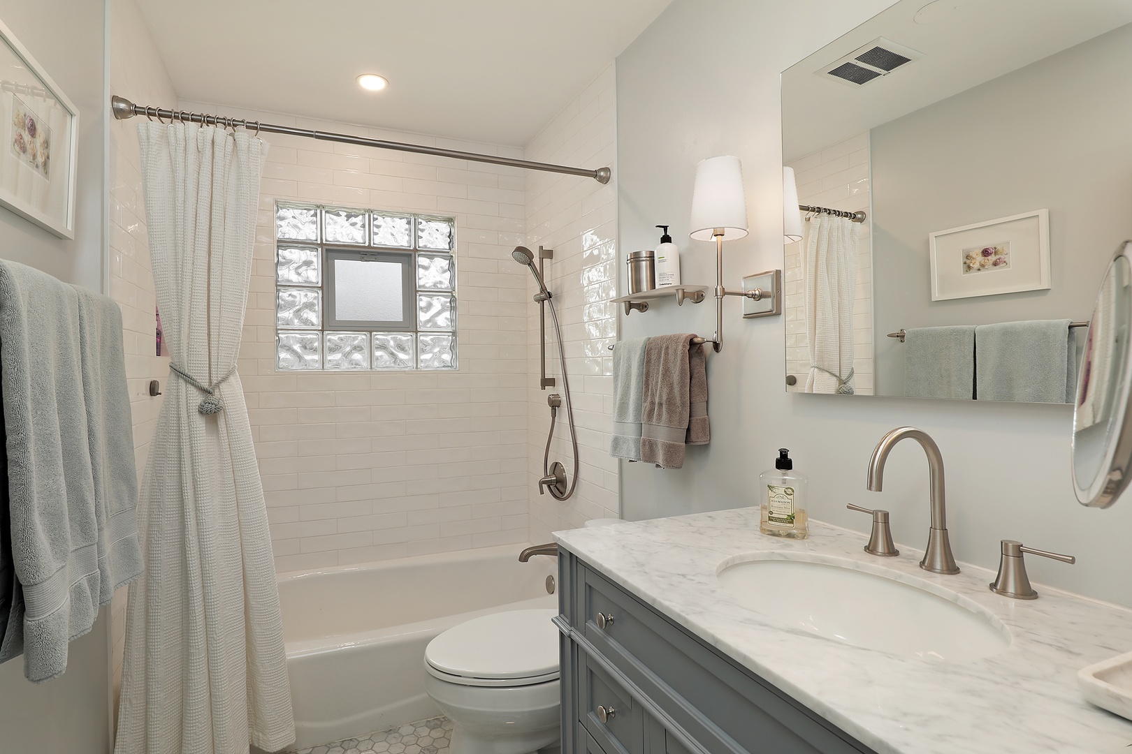 1033 Kenton Road Deerfield, IL 60015 - Photo 10 of 21