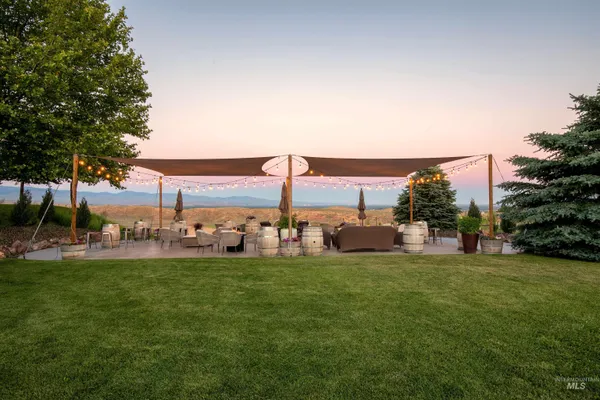 $9,100,000 | 5446 N Highway, Eagle, ID 83616