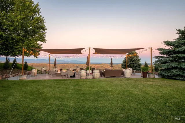 $9,100,000 | 5446 N Highway, Eagle, ID 83616