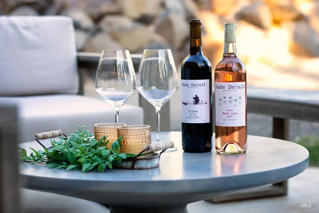 $9,100,000 | 5446 N Highway, Eagle, ID 83616