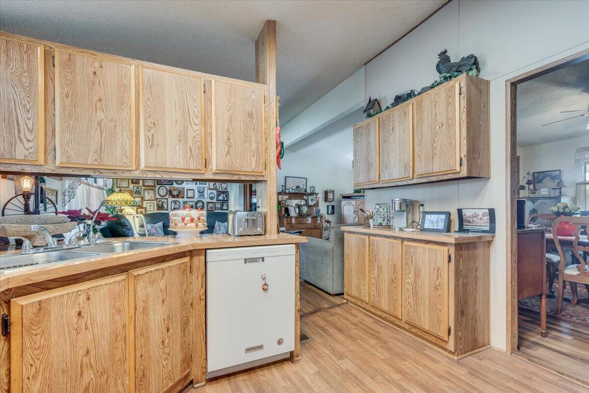 30 Winchester Canyon Road, Unit SPC 48 Goleta, CA 93117 - Photo 7 of 26 07-DSC_6442