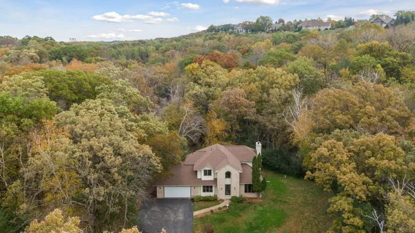 $750,000 | 230 Plainview Drive, River Falls, WI 54022
