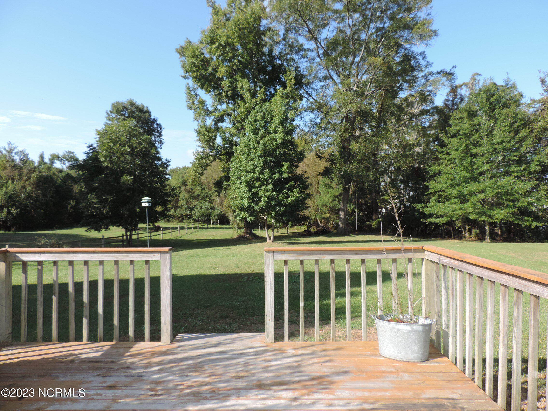 130 Hidden Pond Drive New Bern, NC 28562 - Photo 24 of 29 huge back yard