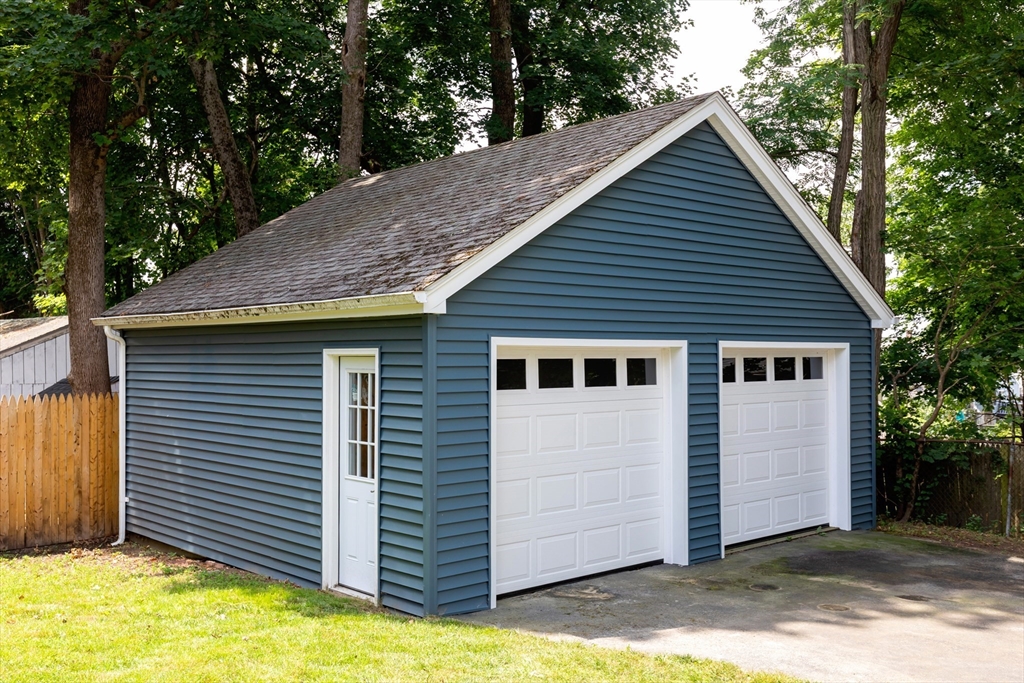 34 Reed Street Rockland, MA 02370 - Photo 7 of 41 Gallery Image 7