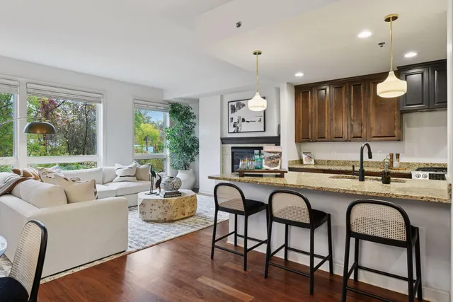 $1,000,000 | 4201 Sunset Drive, Unit N217, Spring Park, MN 55384