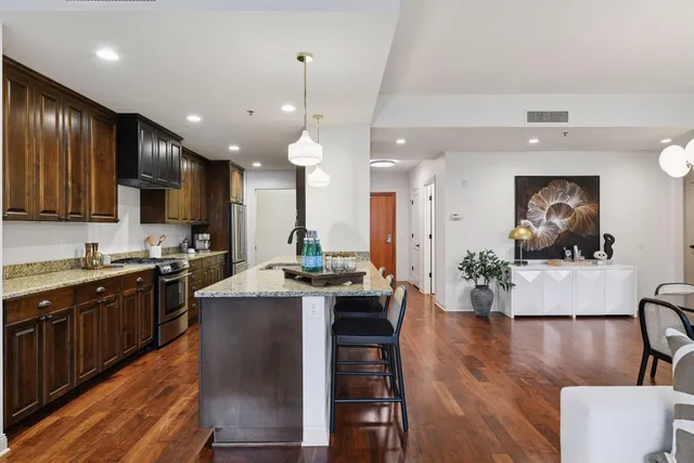 $1,000,000 | 4201 Sunset Drive, Unit N217, Spring Park, MN 55384