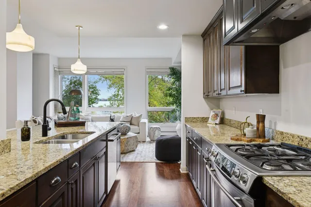 $1,000,000 | 4201 Sunset Drive, Unit N217, Spring Park, MN 55384