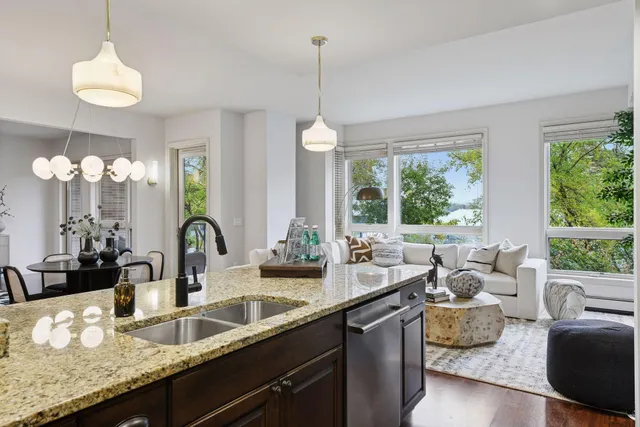 $1,000,000 | 4201 Sunset Drive, Unit N217, Spring Park, MN 55384