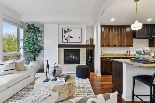 $1,000,000 | 4201 Sunset Drive, Unit N217, Spring Park, MN 55384