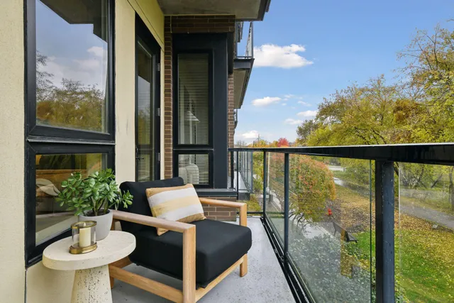 $1,000,000 | 4201 Sunset Drive, Unit N217, Spring Park, MN 55384