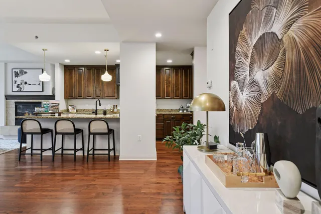 $1,000,000 | 4201 Sunset Drive, Unit N217, Spring Park, MN 55384