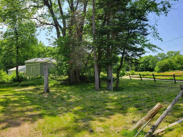 $210,000 | 24 Bragg Bay, Errol, NH 03579