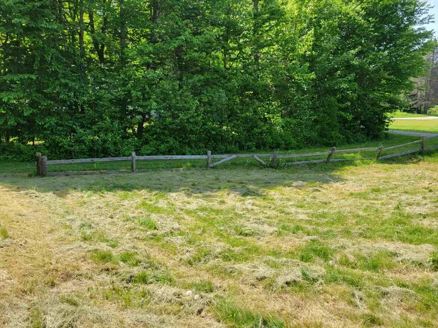 $210,000 | 24 Bragg Bay, Errol, NH 03579