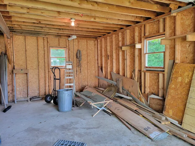 $210,000 | 24 Bragg Bay, Errol, NH 03579