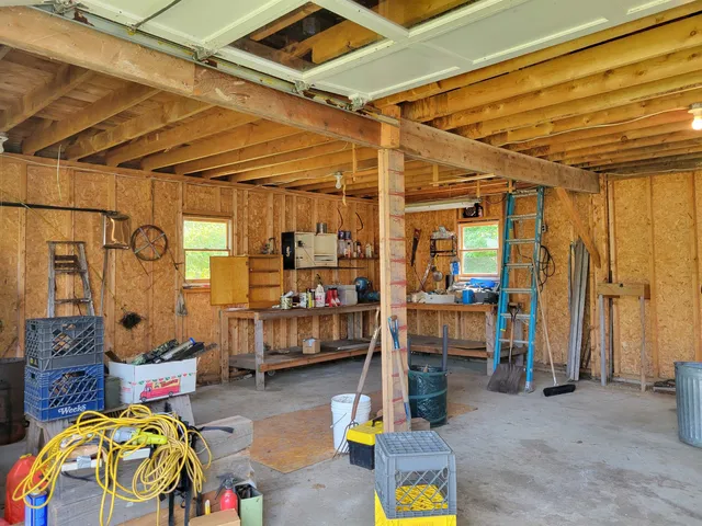 $210,000 | 24 Bragg Bay, Errol, NH 03579