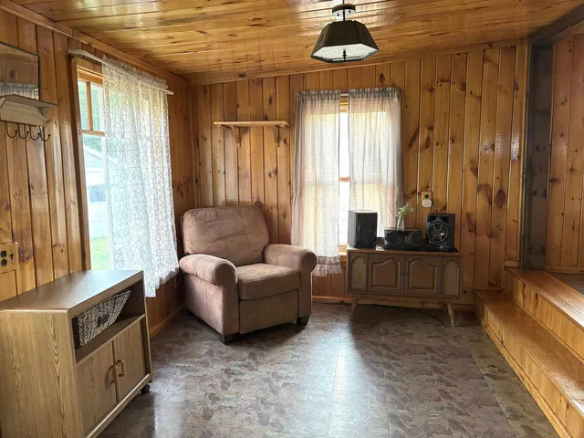 $210,000 | 24 Bragg Bay, Errol, NH 03579