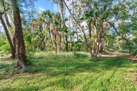 $5,995,000 | 7143 La Lenaire Drive, Longboat Key, FL 34228