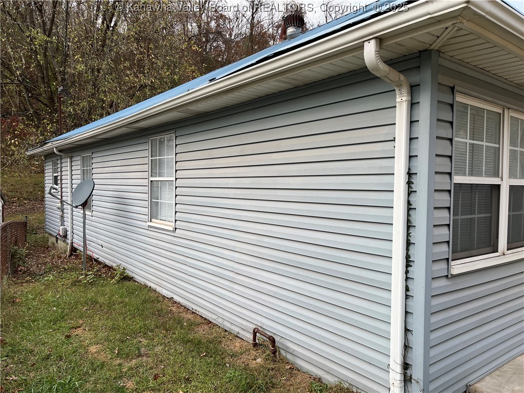 1871 Roxalana Road Dunbar, WV 25064 - Photo 10 of 13 Gallery Image 10