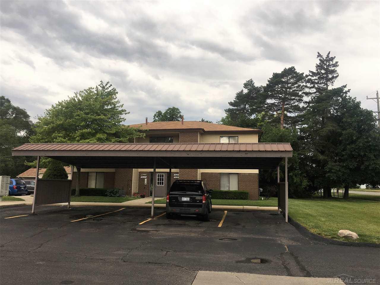 4640 East 10 Mile Road Warren, MI 48091 - Photo 2 of 22 31322817-1.JPG