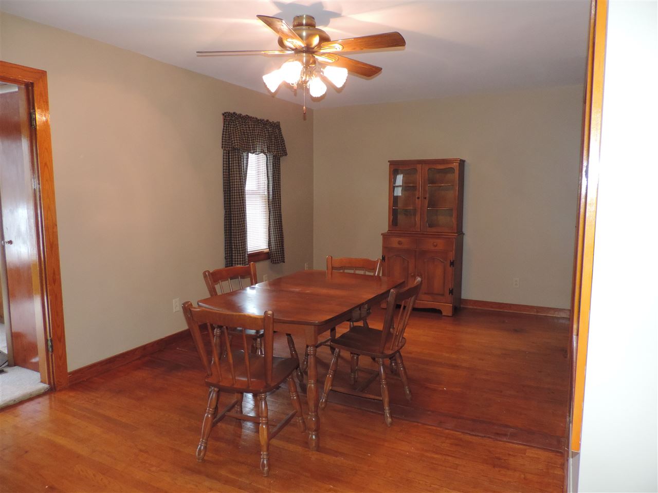 2104 Williams Road Bedford, IN 47421 - Photo 12 of 23 Gallery Image 12