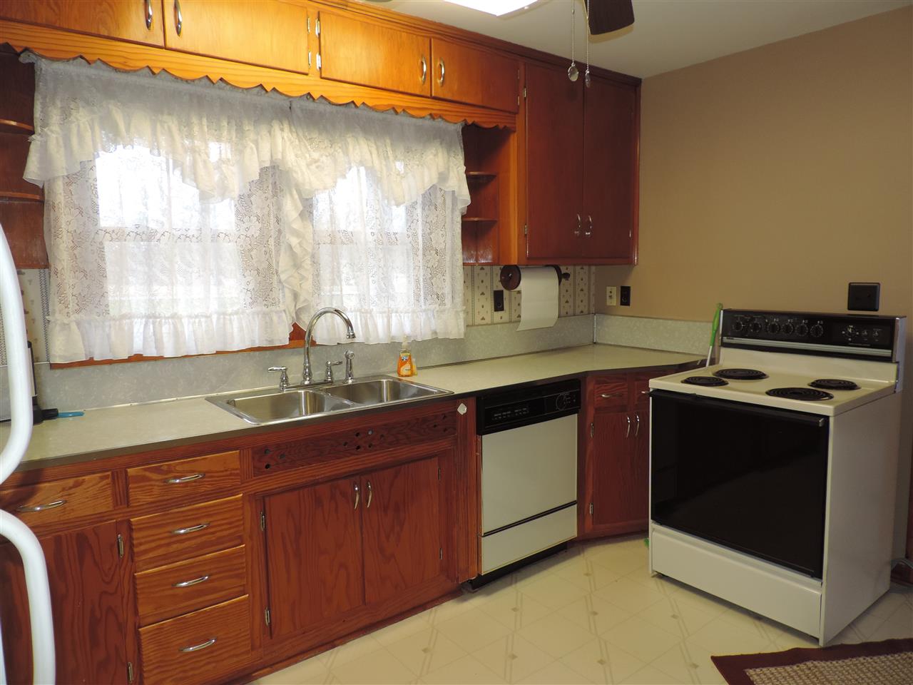 2104 Williams Road Bedford, IN 47421 - Photo 13 of 23 Gallery Image 13