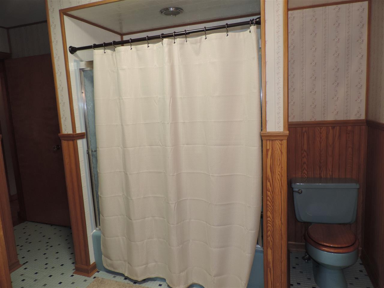 2104 Williams Road Bedford, IN 47421 - Photo 20 of 23 Gallery Image 20