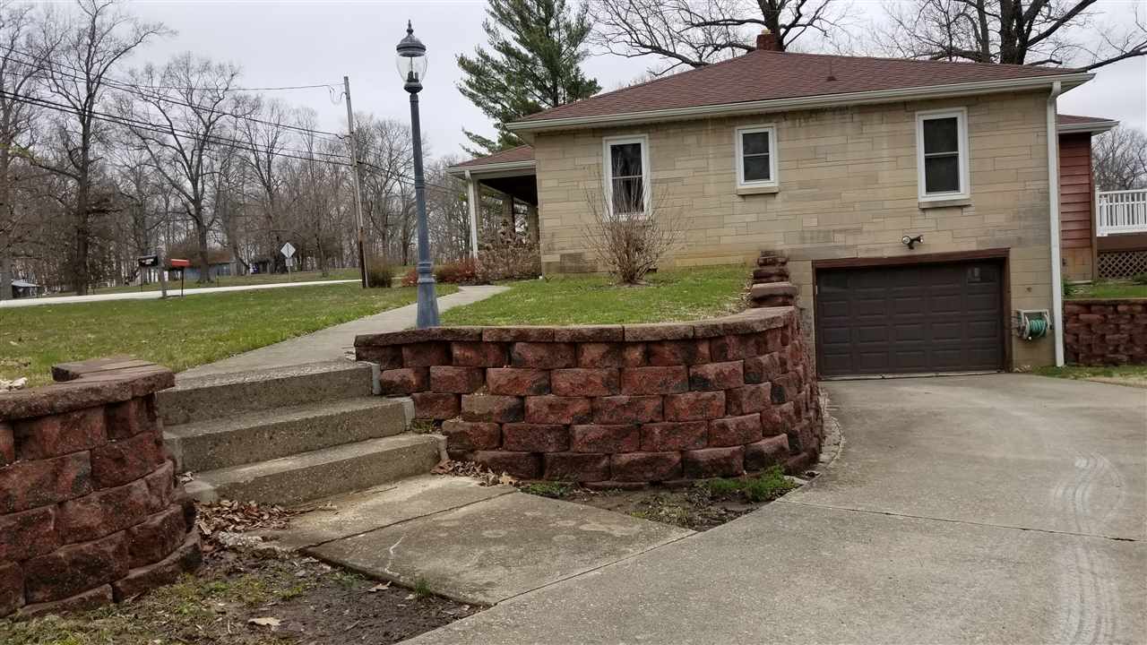 2104 Williams Road Bedford, IN 47421 - Photo 3 of 23 Gallery Image 3