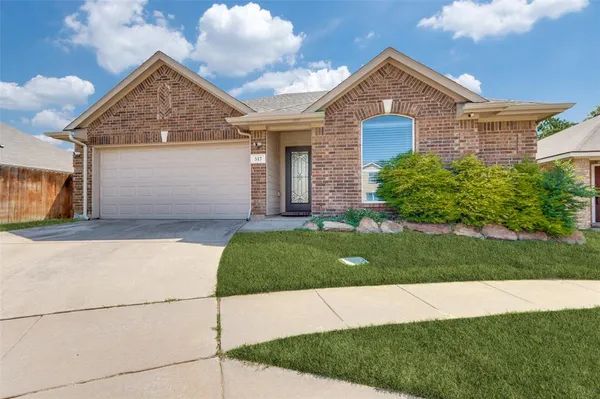 $2,350 | 517 Lowery Oaks Trail, Fort Worth, TX 76120