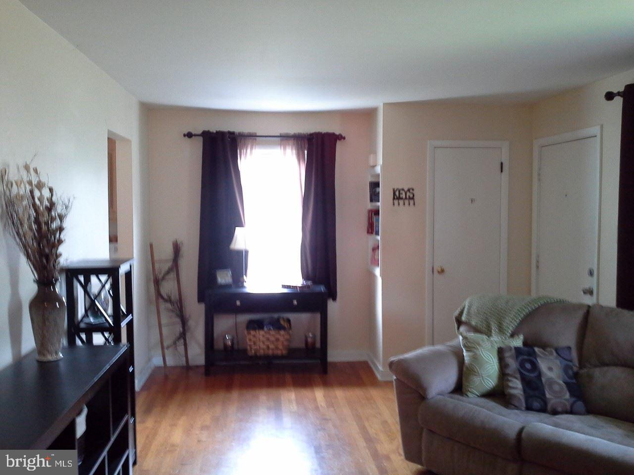 17 Courtland Road Camp Hill, PA 17011 - Photo 3 of 10