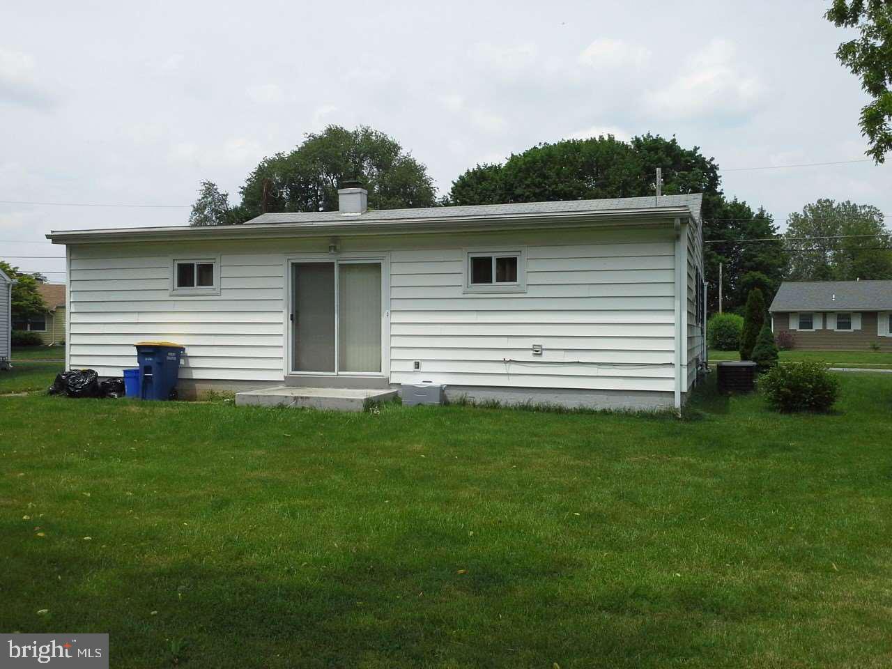 17 Courtland Road Camp Hill, PA 17011 - Photo 9 of 10