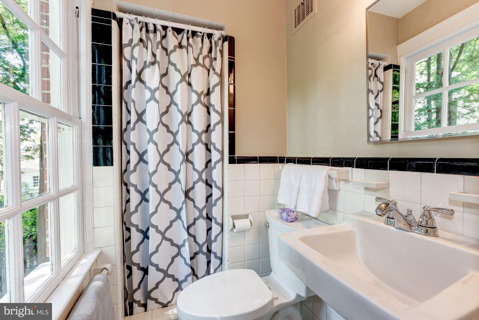 4812 Jamestown Road Bethesda, MD 20816 - Photo 15 of 28 Master bath