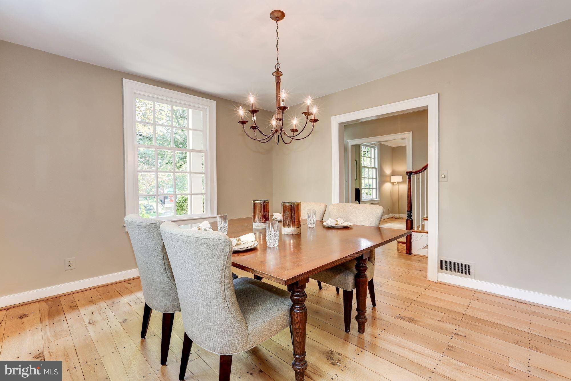 4812 Jamestown Road Bethesda, MD 20816 - Photo 7 of 28 Dining Room
