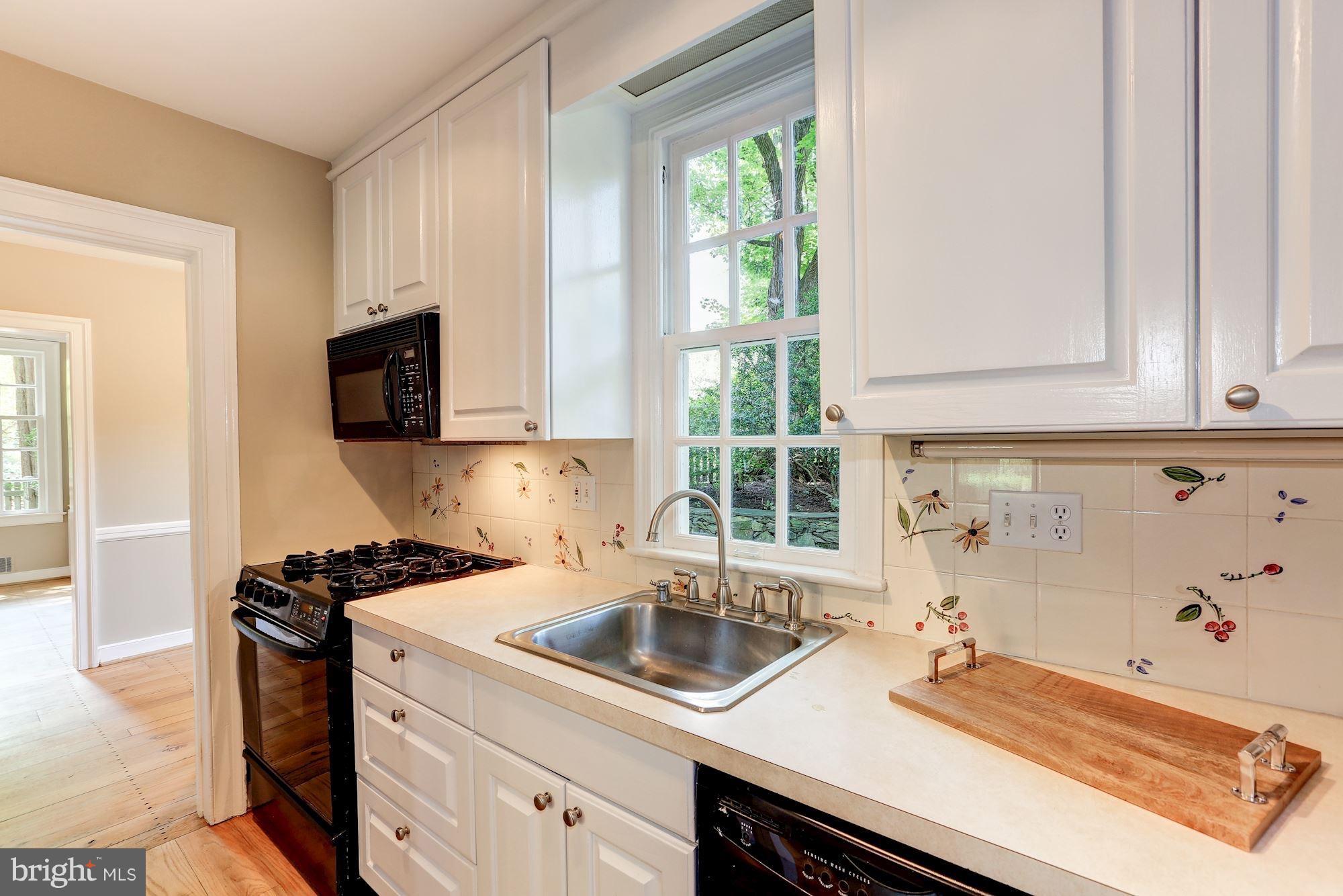 4812 Jamestown Road Bethesda, MD 20816 - Photo 8 of 28 Kitchen