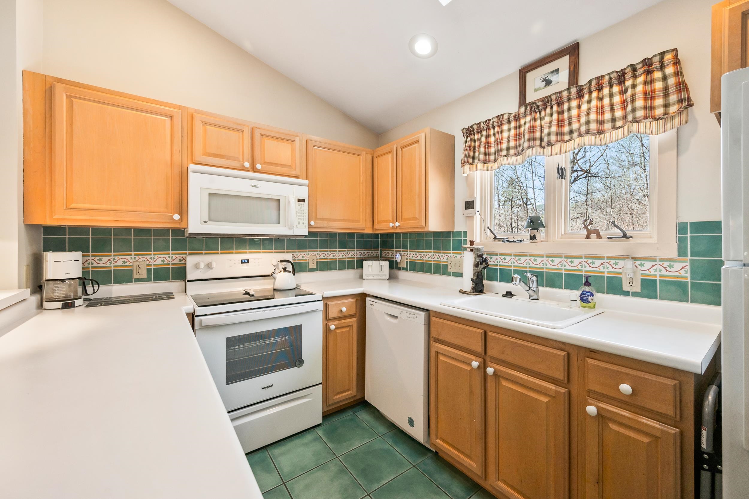 1 Woodland Pines Road, Unit 1 Intervale, NH 03845 - Photo 12 of 31