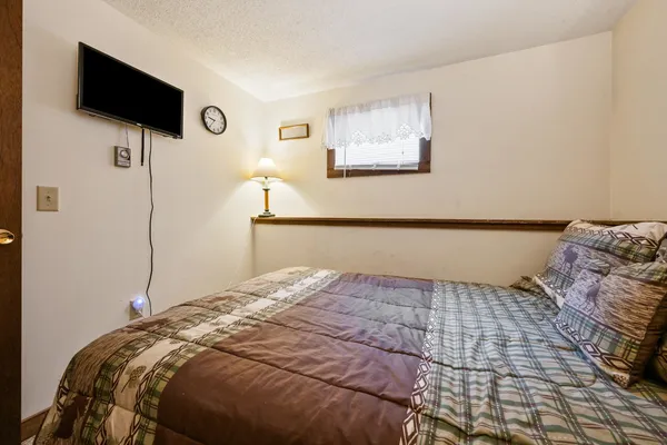 $389,900 | 1 Woodland Pines Road, Unit 1, Intervale, NH 03845