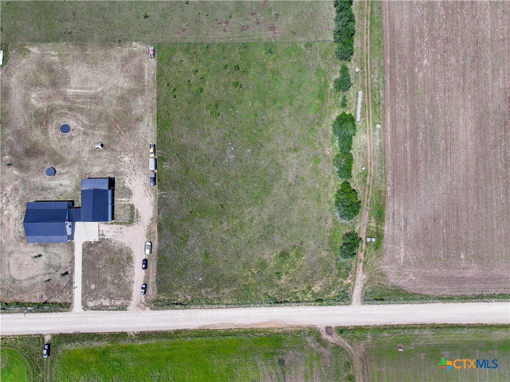 1432 Dos Hermanas Road Salado, TX 76571 - Photo 2 of 14