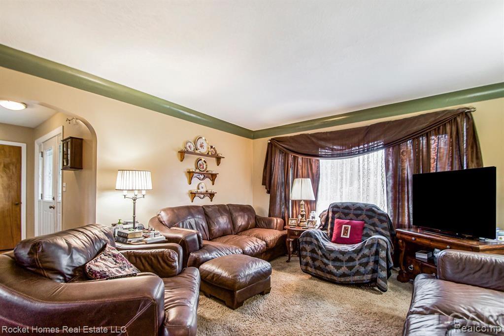 5374 South Meridian Road Hudson, MI 49247 - Photo 17 of 22 50137628-008282d0-57db-4fe7-8485-cd1832497fac.JPG