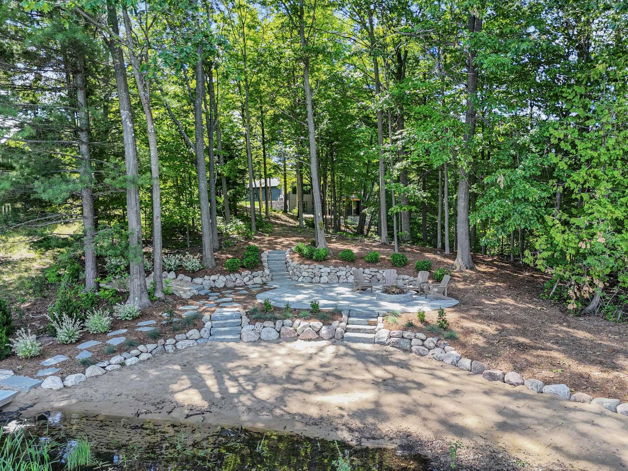 677 Blueberry Ridge Traverse City, MI 49685 - Photo 6 of 62 1947011-4a0b4835-e131-4123-a6a7-495c29d68306.JPG