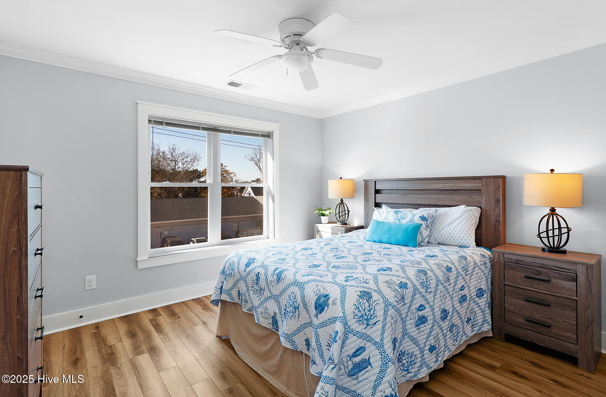 615 Broad Street, Unit B Beaufort, NC 28516 - Photo 16 of 29 Bedroom 2