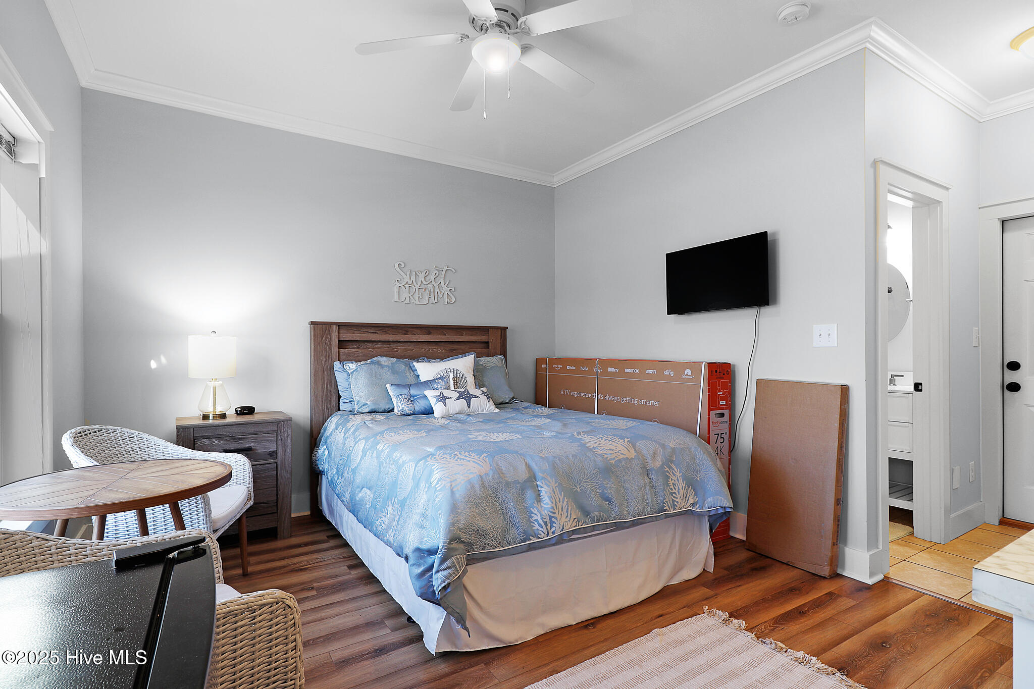 615 Broad Street, Unit B Beaufort, NC 28516 - Photo 20 of 29 Bedroom 3 on Ground Floor