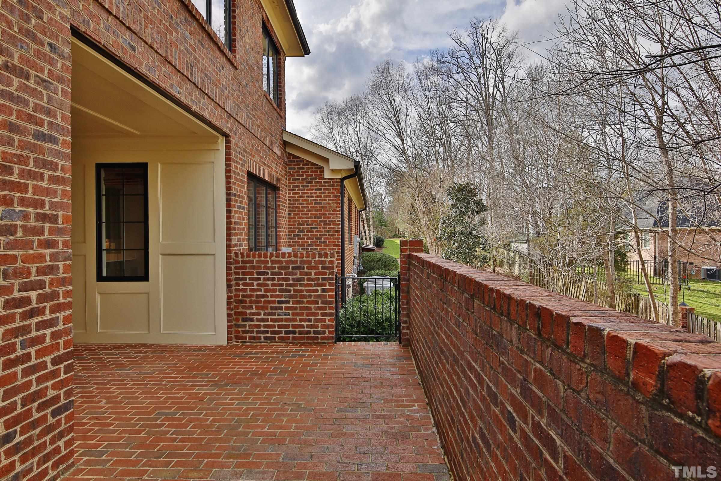 143 Cofield Circle Durham, NC 27707 - Photo 23 of 43 a view of balcony