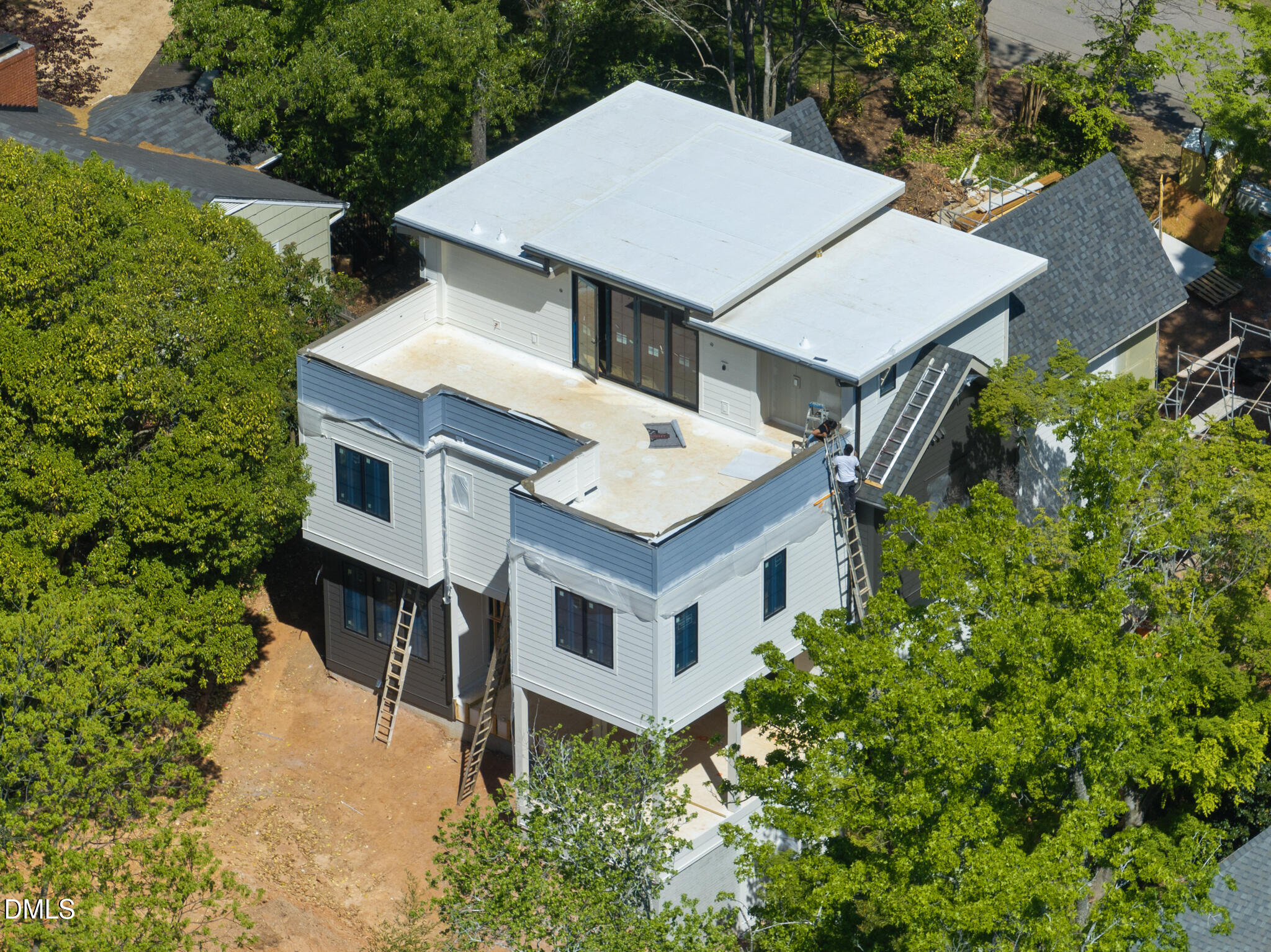 3431 Bradley Place Raleigh, NC 27607 - Photo 20 of 40 DJI_0927