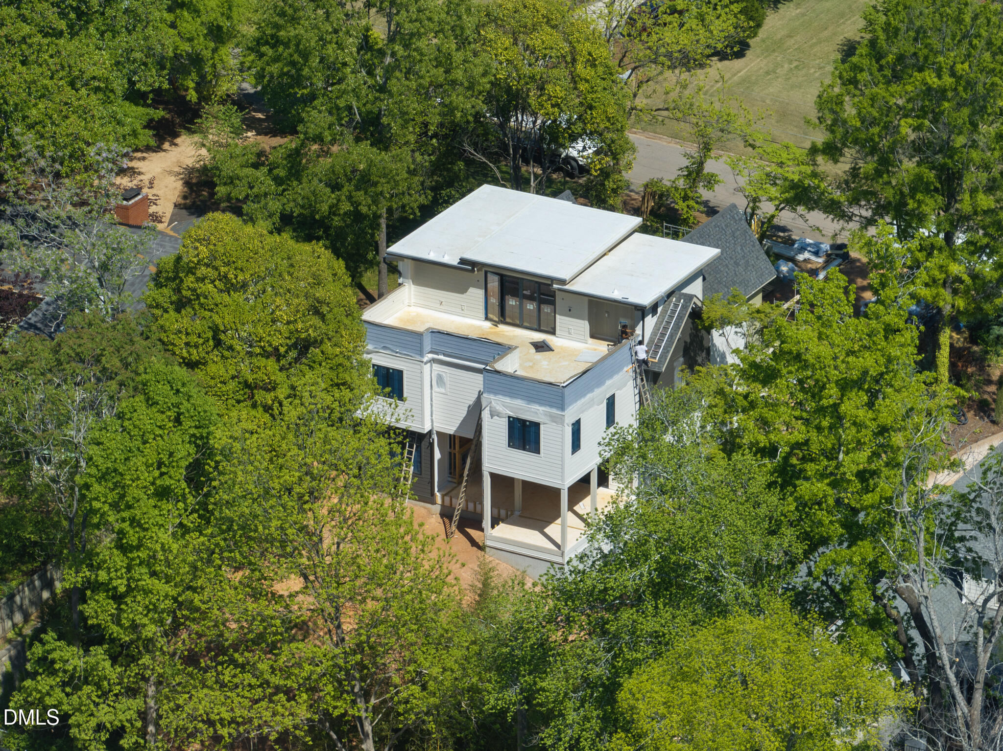 3431 Bradley Place Raleigh, NC 27607 - Photo 22 of 40 DJI_0935