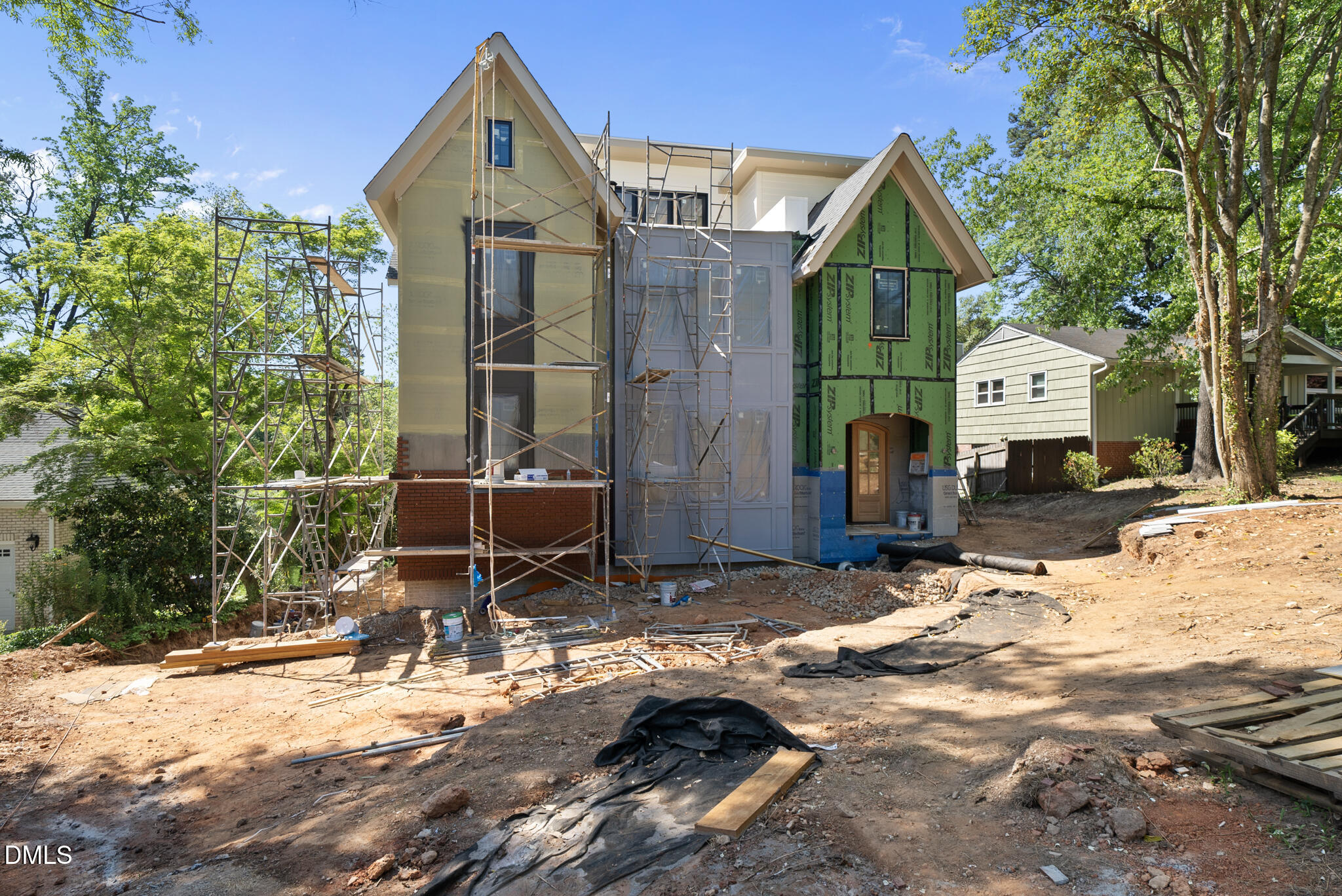 3431 Bradley Place Raleigh, NC 27607 - Photo 9 of 40 DSC09709