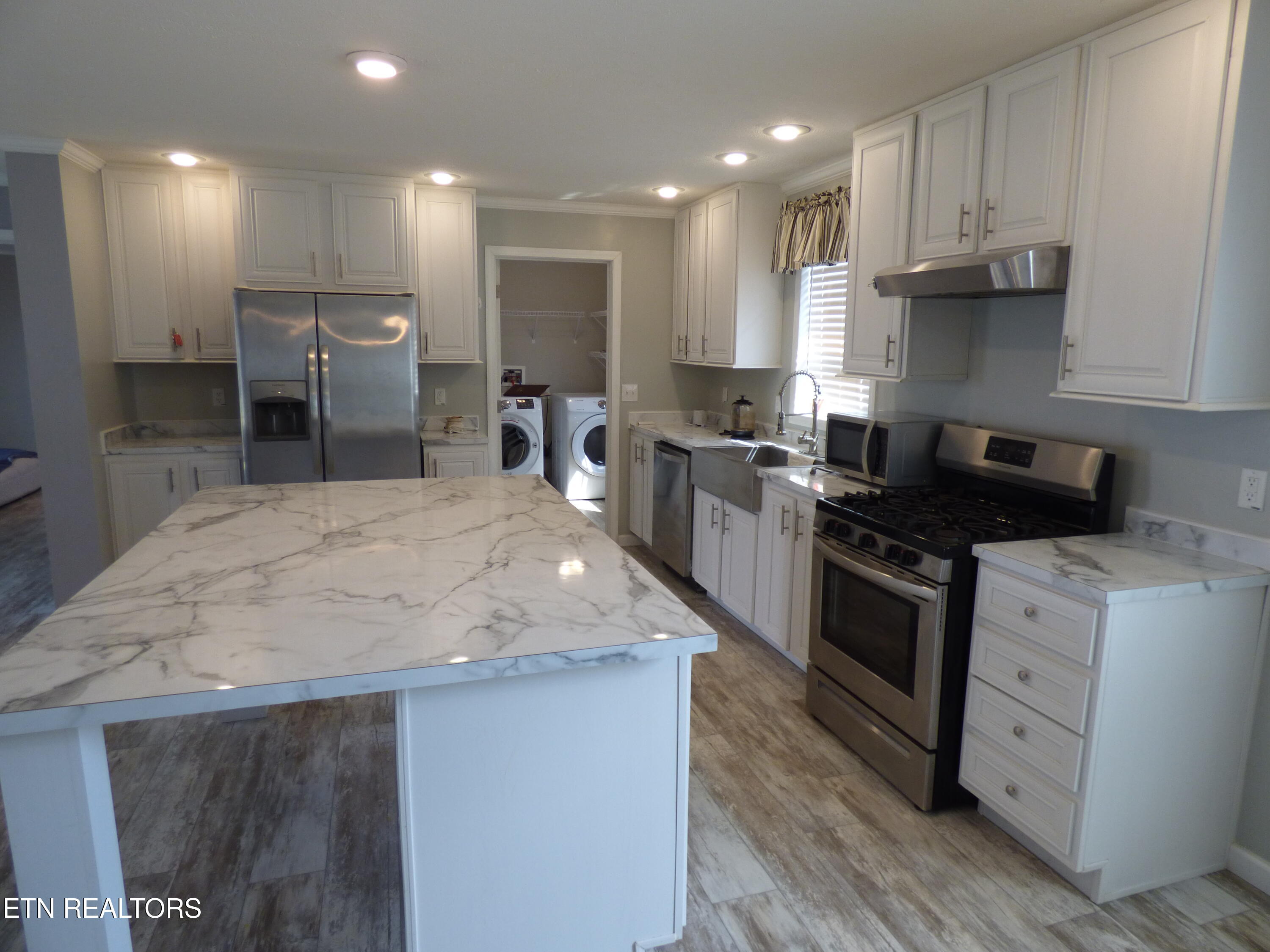 817 Hillendale Road Crossville, TN 38572 - Photo 11 of 56 P1080693